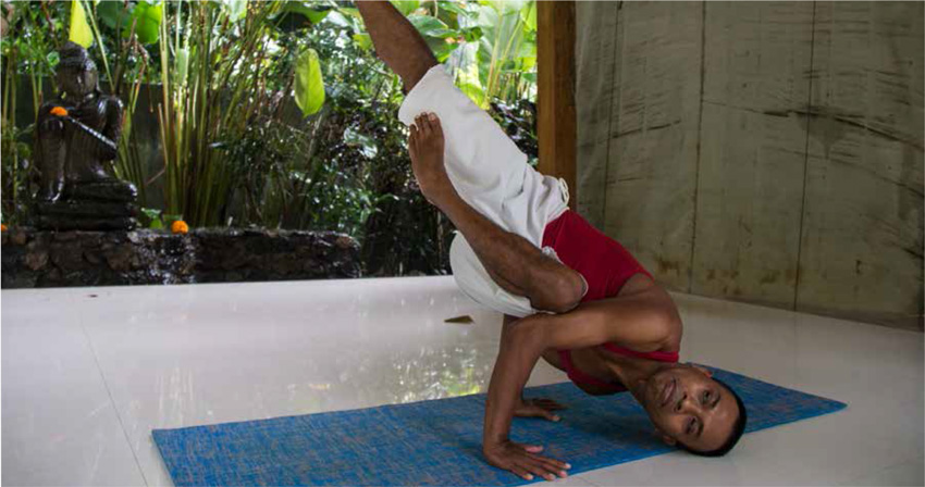 4 Yoga Wheel Poses To Relieve Lower Back Pain! – The Shakti Yoga Wheel®