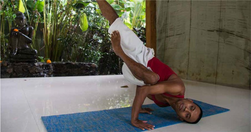 yoga-acrobat